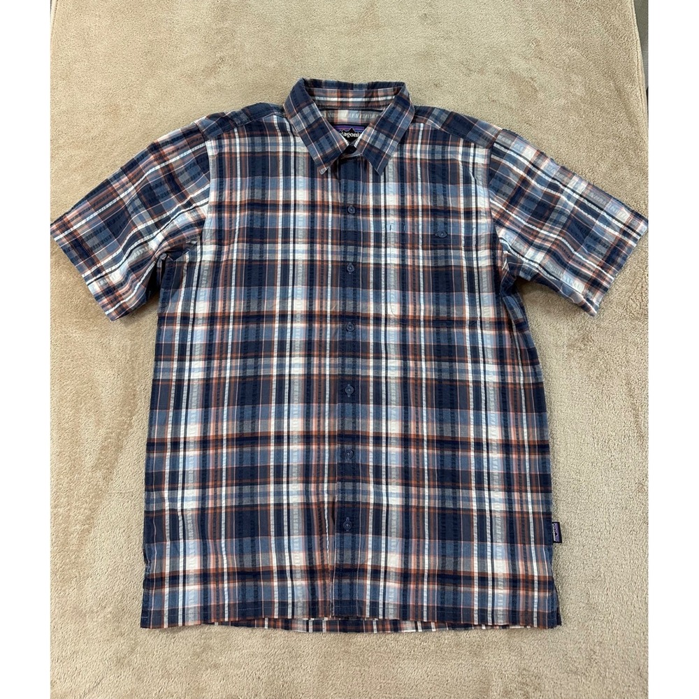 Patagonia Seersucker shirt men M Blue Orange Plaid Short Sleeve Button Down EUC